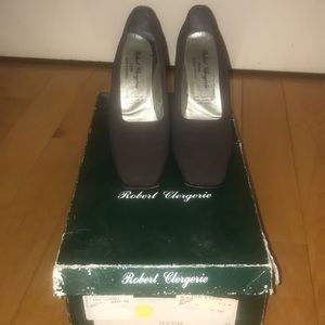 ROBERT CLERGERIE Square-toe pumps. Brown